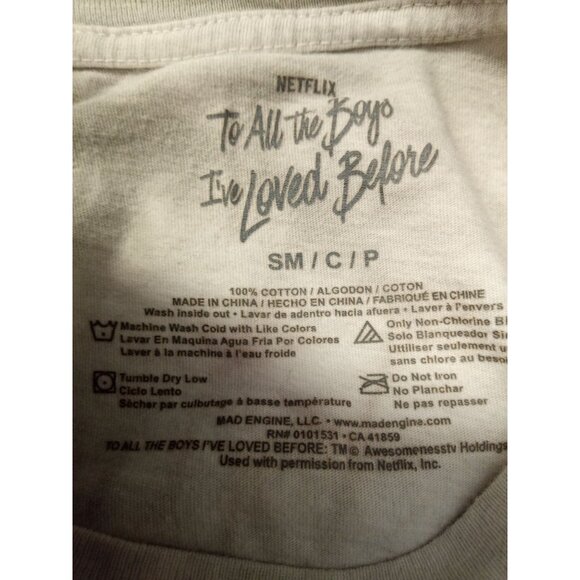 Netflix To All The Boys I Loved Before T-Shirt Greeting From New York Si… - Picture 6 of 6
